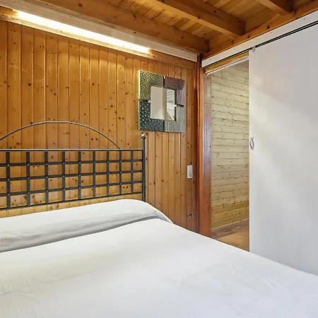 Holiday home Elegant In Wih Swimming Pool Oliva